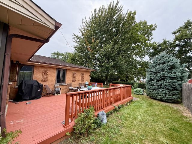 402 S Na Wa Ta Avenue, Mount Prospect, IL 60056