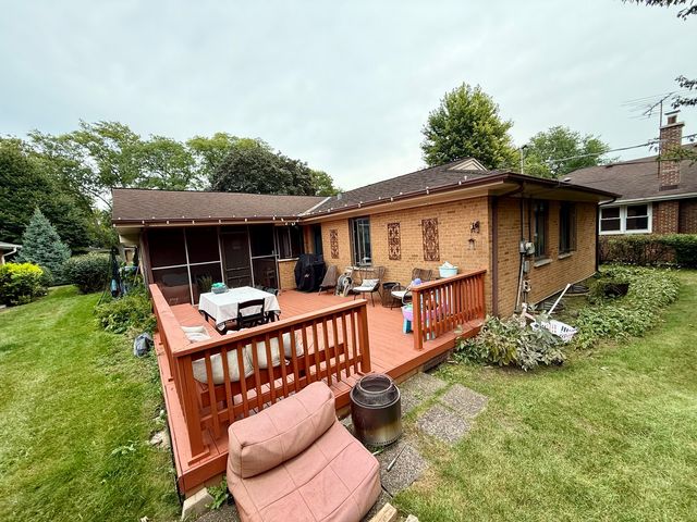 402 S Na Wa Ta Avenue, Mount Prospect, IL 60056