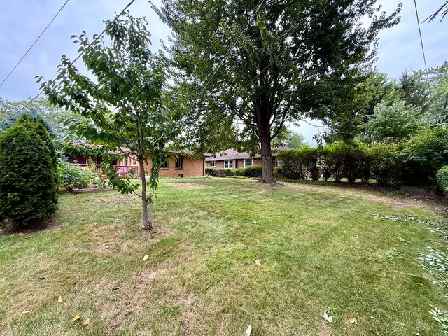 402 S Na Wa Ta Avenue, Mount Prospect, IL 60056