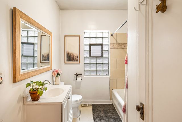 1613 S 51st Court, Cicero, IL 60804