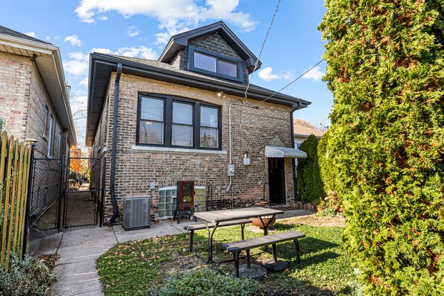 1613 S 51st Court, Cicero, IL 60804