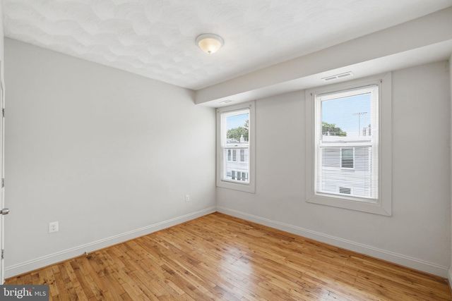 1103 QUEEN ST NE, Washington, DC 20002