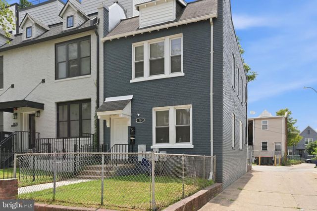 1103 QUEEN ST NE, Washington, DC 20002