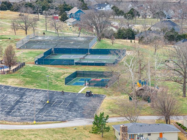 66 Shields Spur 112, Holiday Island, AR 72631