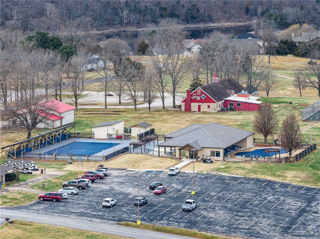 66 Shields Spur 112, Holiday Island, AR 72631