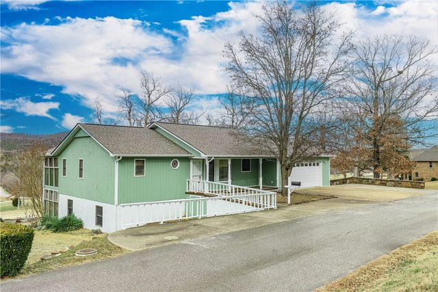 66 Shields Spur 112, Holiday Island, AR 72631