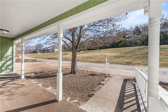 66 Shields Spur 112, Holiday Island, AR 72631