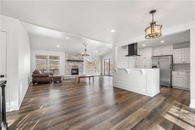 66 Shields Spur 112, Holiday Island, AR 72631