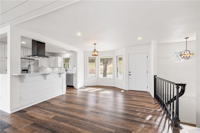 66 Shields Spur 112, Holiday Island, AR 72631