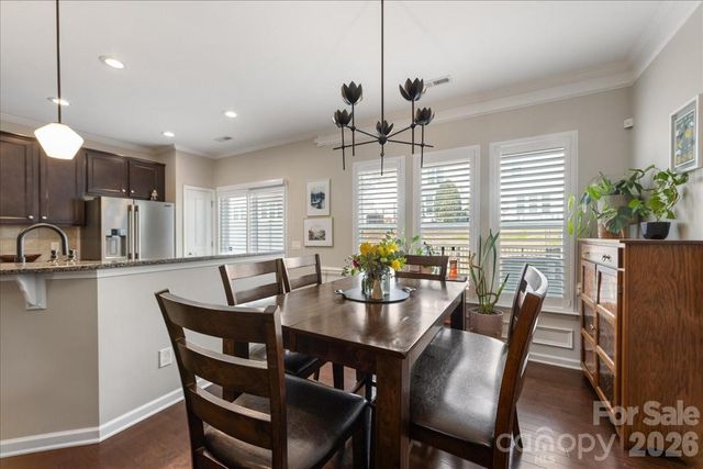 2434 Royal York Avenue, Charlotte, NC 28210