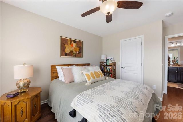 2434 Royal York Avenue, Charlotte, NC 28210