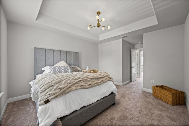 7200 Redding DR, Austin, TX 78745