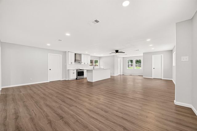 25643 Cathy Drive, Hockley, TX 77447