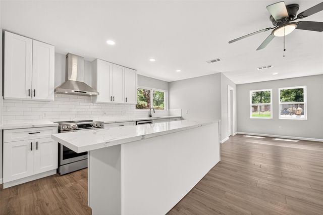 25643 Cathy Drive, Hockley, TX 77447