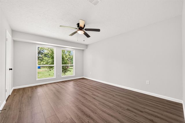 25643 Cathy Drive, Hockley, TX 77447