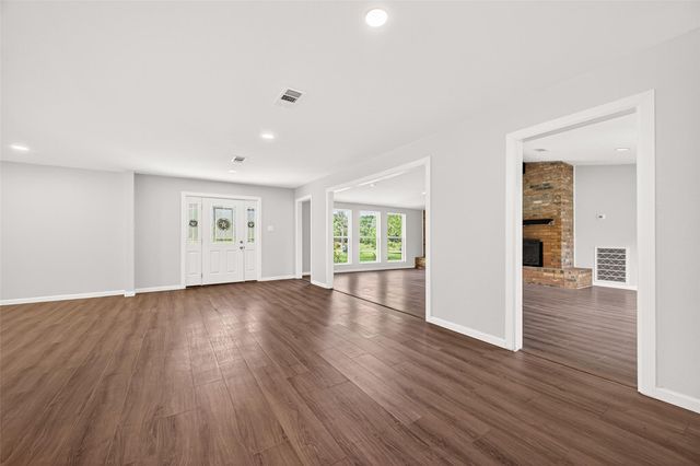 25643 Cathy Drive, Hockley, TX 77447