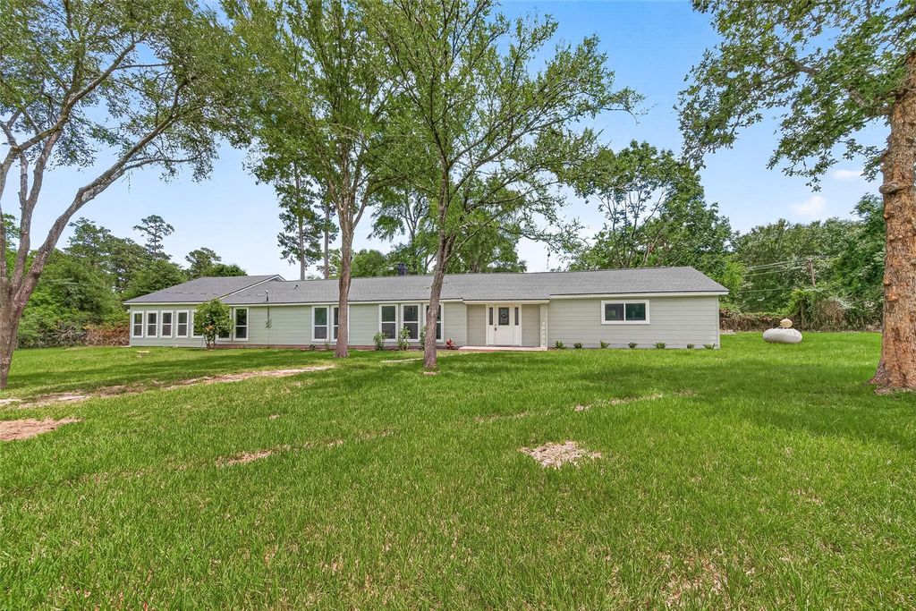 25643 Cathy Drive, Hockley, TX 77447