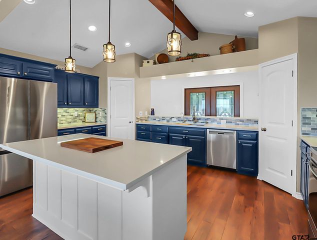 307 Roesch Rd, Hallsville, TX 75650