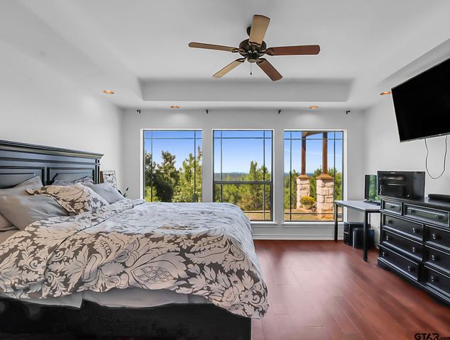 307 Roesch Rd, Hallsville, TX 75650