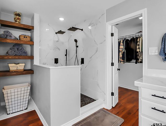 307 Roesch Rd, Hallsville, TX 75650