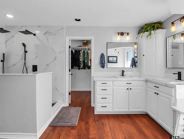 307 Roesch Rd, Hallsville, TX 75650