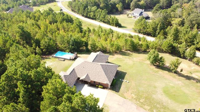 307 Roesch Rd, Hallsville, TX 75650