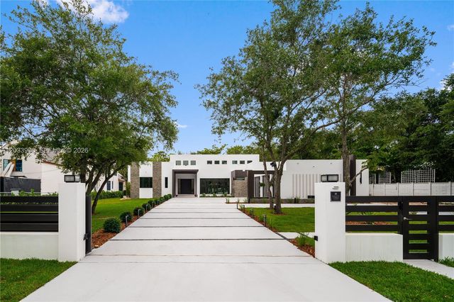 6200 SW 83 Av, Miami, FL 33143
