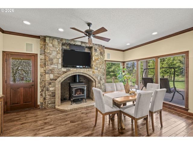 8121 S VALE GARDEN Rd, Canby, OR 97013