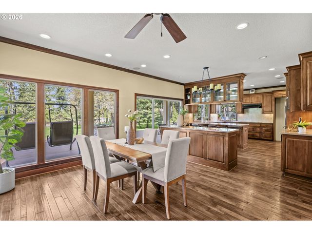 8121 S VALE GARDEN Rd, Canby, OR 97013