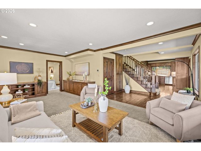 8121 S VALE GARDEN Rd, Canby, OR 97013