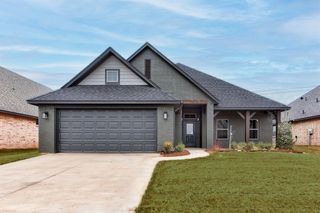 3325 Slate River Drive, Yukon, OK 73099