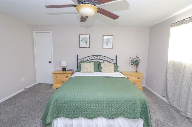 7011 Thornwild Road, Houston, TX 77489