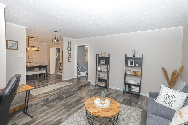 7011 Thornwild Road, Houston, TX 77489