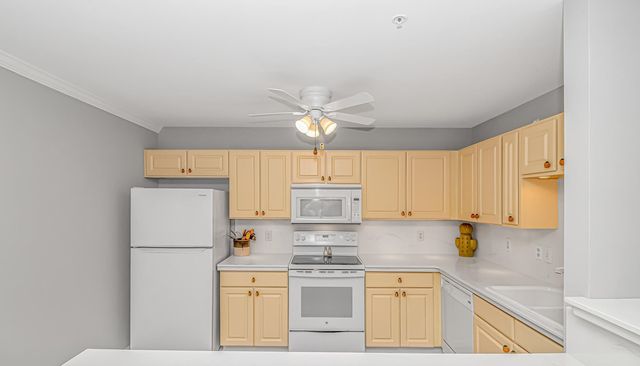 4366 River Gate Ln Unit 401, Little River, SC 29566