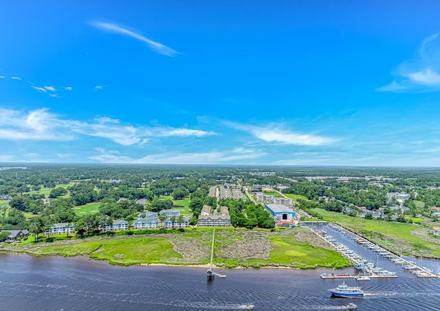 4366 River Gate Ln Unit 401, Little River, SC 29566