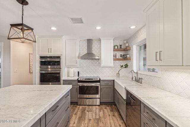 6616 E CACTUS Road, Scottsdale, AZ 85254