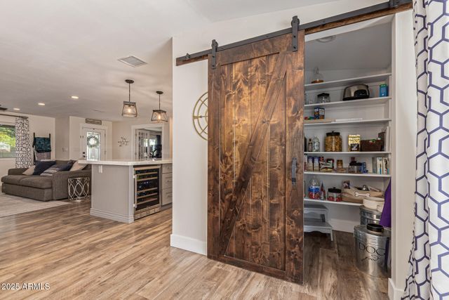 6616 E CACTUS Road, Scottsdale, AZ 85254