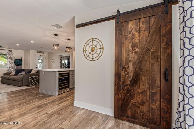 6616 E CACTUS Road, Scottsdale, AZ 85254