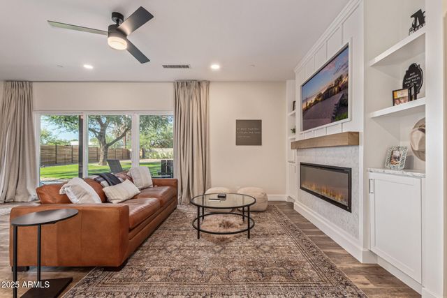 6616 E CACTUS Road, Scottsdale, AZ 85254