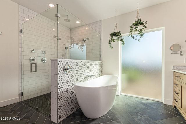 6616 E CACTUS Road, Scottsdale, AZ 85254