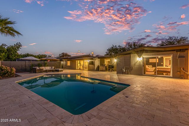 6616 E CACTUS Road, Scottsdale, AZ 85254