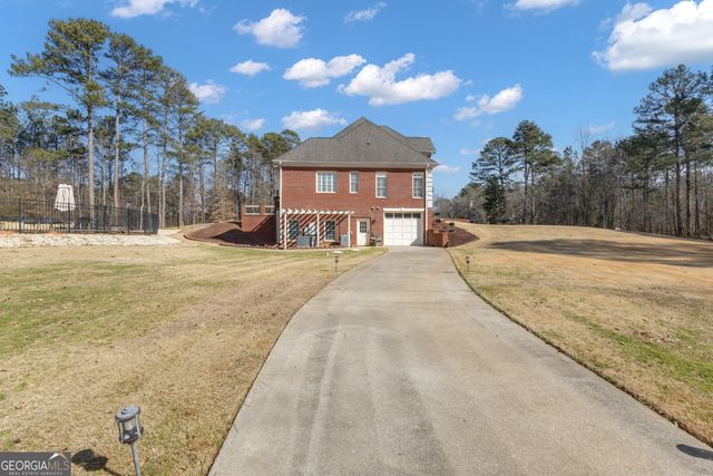 115 Winding Way, Fayetteville, GA 30214