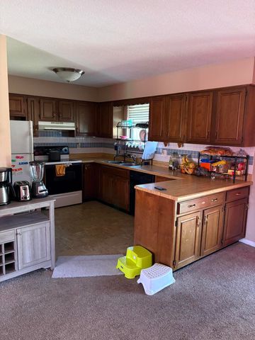 1509 WATERFORD DR, Columbia, MO 65203