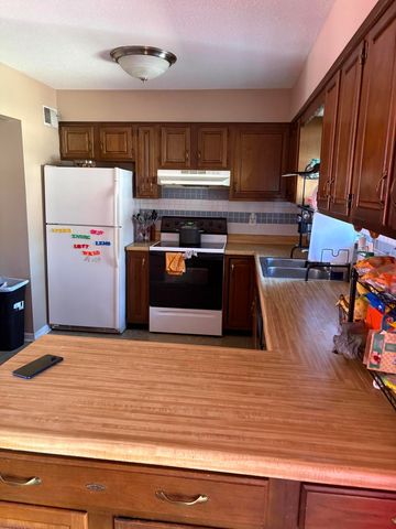 1509 WATERFORD DR, Columbia, MO 65203