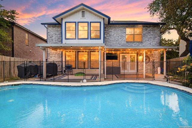 17319 Sapphire Rim, San Antonio, TX 78232