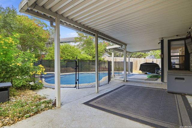 17319 Sapphire Rim, San Antonio, TX 78232