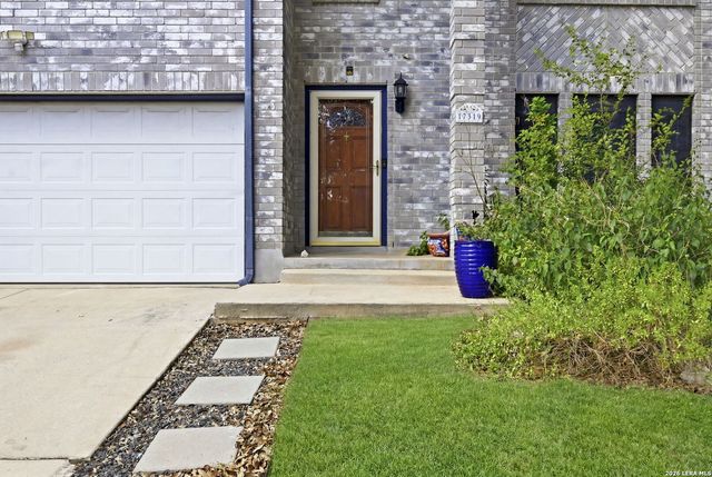 17319 Sapphire Rim, San Antonio, TX 78232