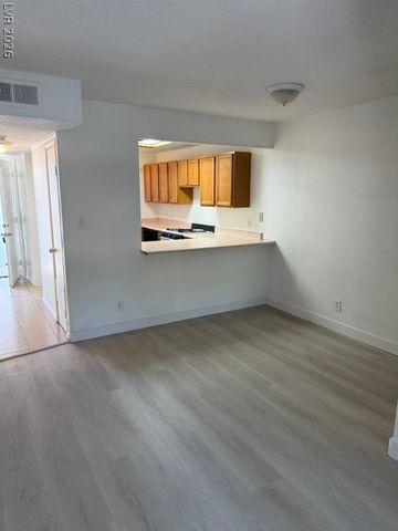 4264 White Sands, Las Vegas, NV 89121
