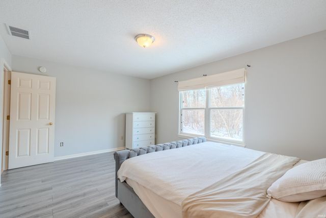 1821 Grafton Place, Fort Wayne, IN 46808