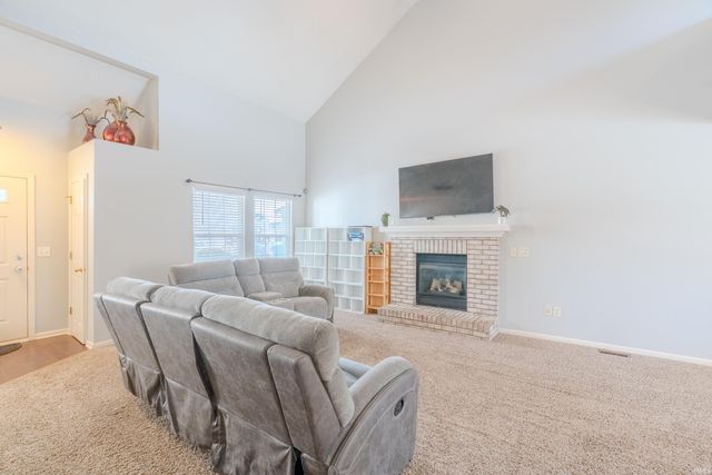 1821 Grafton Place, Fort Wayne, IN 46808